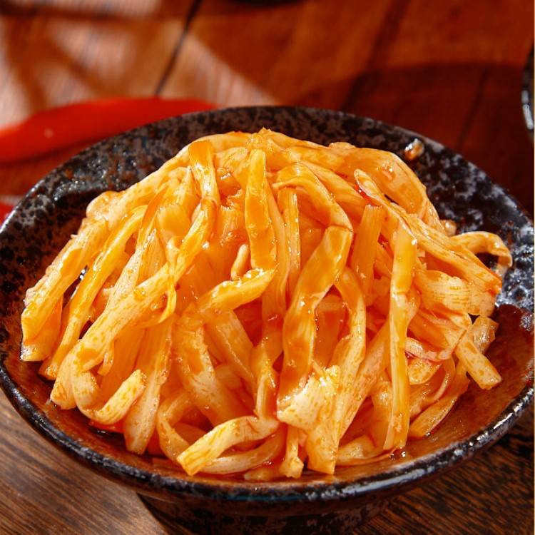 红油脆笋即食酱腌蔬菜西牛麻竹笋中国国家地理标志产品